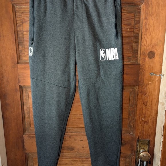 NBA Gray Joggers with Tapered Leg Design - Picture 1 of 5